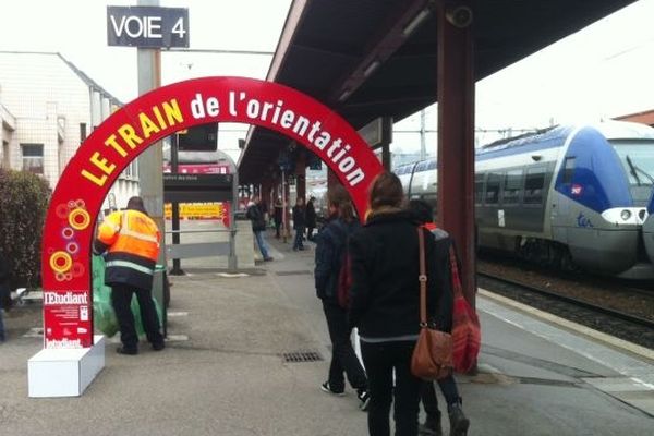 Le train de l'orientation en gare de Chambéry