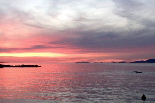 Les îles sanguinaires vues de Porticcio. 