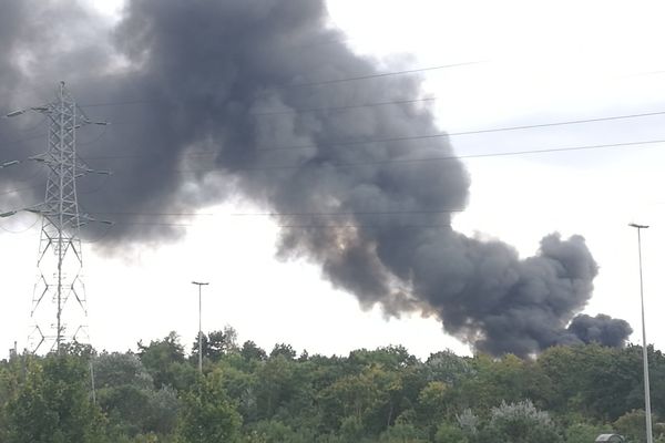 Un incendie à Gennevilliers, dans les Hauts-de-Seine.