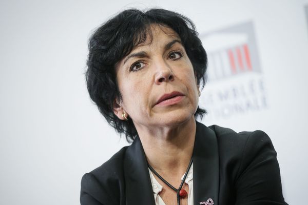 La députée Christine Pirès-Beaune a interpellé le Premier ministre Manuel Valls pour lui demander d'agir contre la fermeture de l'usine Seita de Riom.