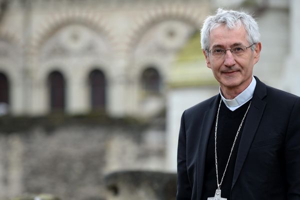 Emmanuel Delmas, l'évêque du diocèse d'Angers, a été contaminé par le coronavirus Covid-19