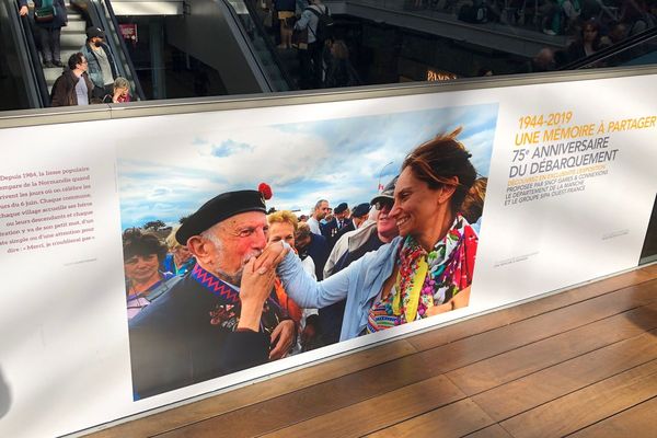 L'exposition "1944-2019 : une mémoire à partager" est présentée à la gare Saint-Lazare jusqu'au 6 juin.