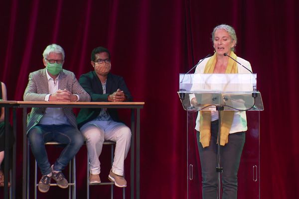 Delphine Batho, candidate à la primaire des écologistes pour la future élection présidentielle, présente ses idées à Lyon ce week-end, lors de la convention de Génération ecologie