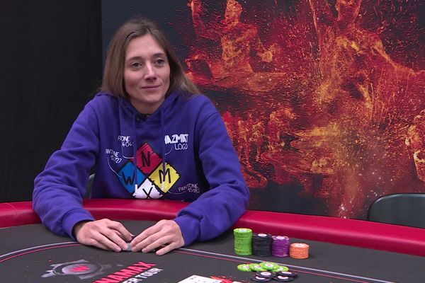 Rencontre avec Gaelle Bauman, reine du poker et joueuse professionnelle