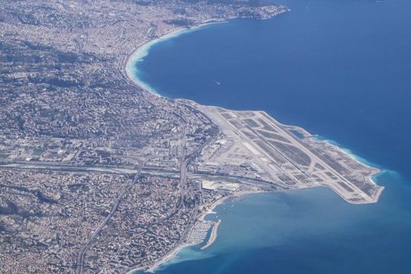 L'aéroport de Nice.