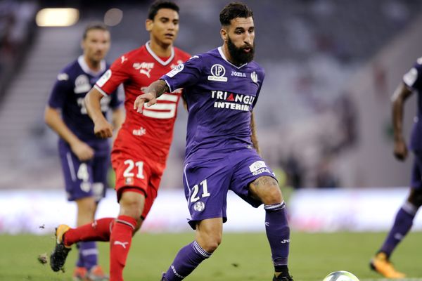 Le suédois Jimmy Durmaz signe un doublé pour Toulouse, les deux sur penalty.