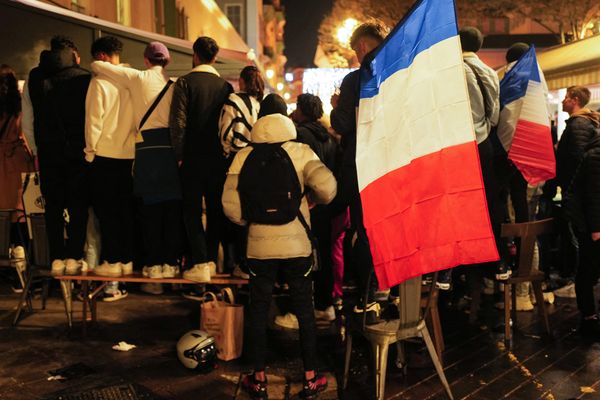 La terrasse d'un bar un soir de Coupe du monde