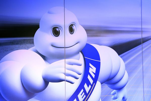 Dans un communiqué publié mercredi 30 mai, Total et Michelin ont annoncé leur alliance dans le cadre d’un programme mondial d’éducation à la sécurité routière. Sur 3 ans, ce sont 100 000 jeunes de 10 à 18 ans qui seront concernés par cette action mondiale qui débutera par la France, le Cameroun et l’Inde.