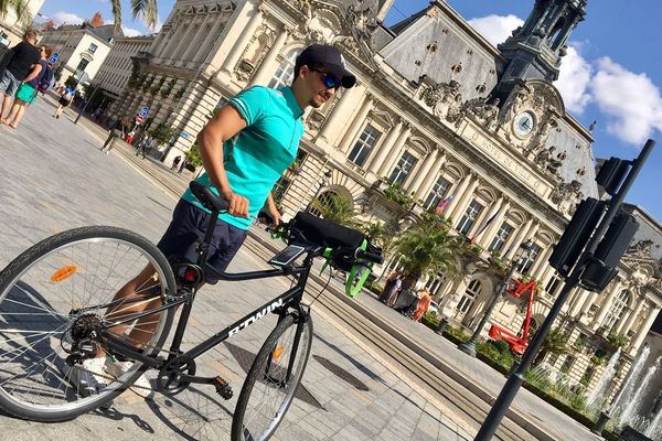 Un des livreurs Deliveroo de Tours