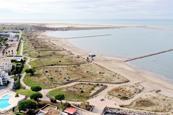 La plage Sud du Grau-du-Roi interdite à la baignade jusqu'à nouvel ordre.