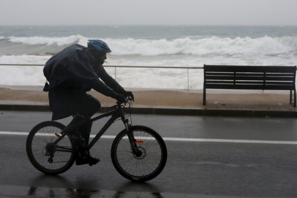 Les Alpes-Maritimes en alerte jaune pour orages, pluie et inondation 