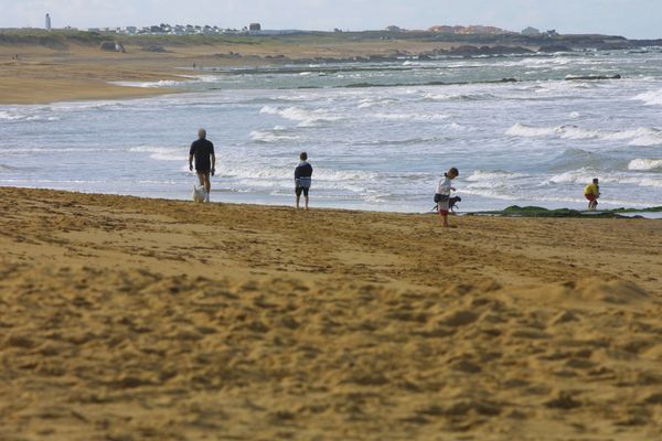 Les plages d'Olonne Sur Mer sont réputées pour leurs vagues