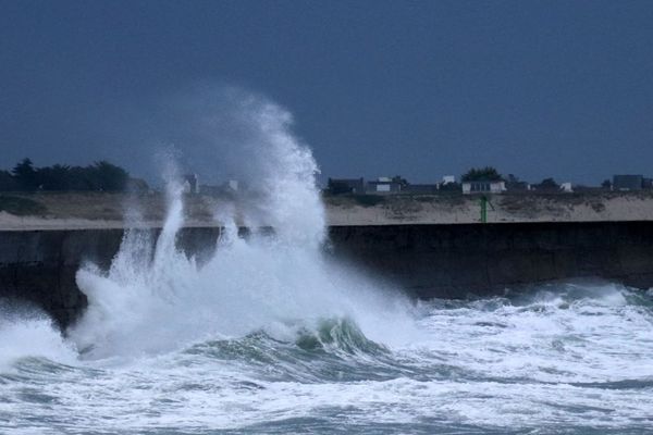 Digue de Lesconil avec le coup de vent - 22/11/2017