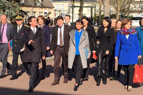 Manuel Valls à Laon ce 13 mars accompagné entre autres de Najat Vallaud-Belkacem (Education), Marisol Touraine (Santé), ou encore Sylvia Pinel (Logement) et Fleur Pellerin (Culture et Communication).
