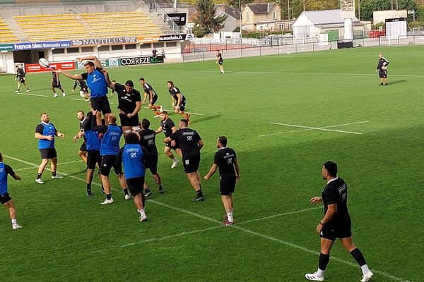 Avant d'accueillir le Racing 92, l'ultime entraînement des Brivistes a eu lieu ce matin.