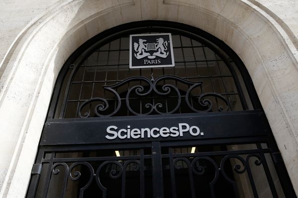 L’entrée de Sciences Po, au 27 rue Saint-Guillaume dans le VIIe arrondissement.