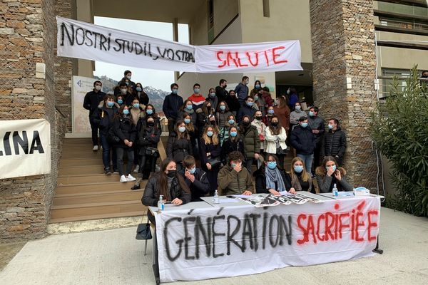 Le collectif des étudiants en première année de médecine s'est rassemblé ce jeudi 28 janvier à Corte.