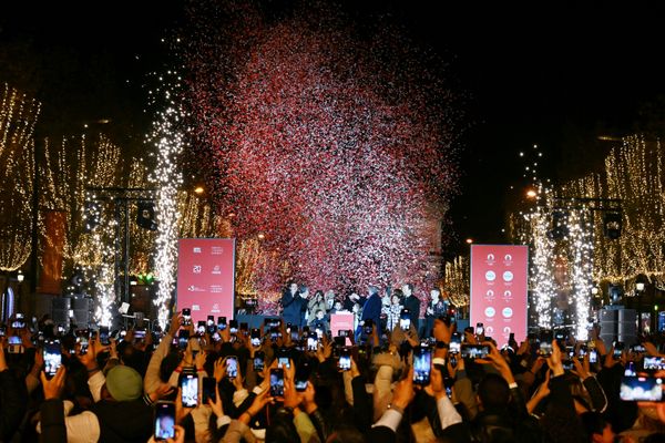 Illuminations des Champs-Elysées (2023)