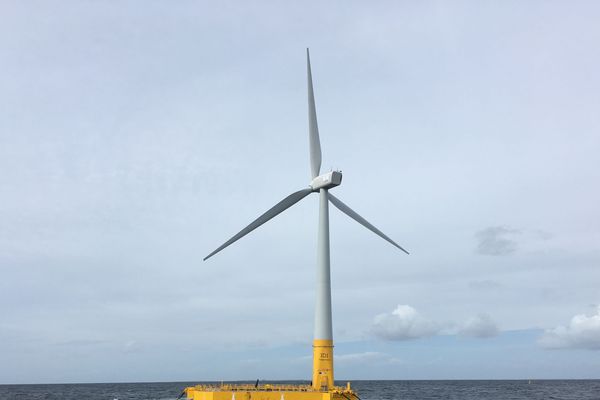 L'éolienne flottante Floatgen en test sur le site SemRev au large du Croisic