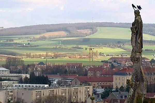 vue du haut de la cathédrale de Sens, dans l'Yonne