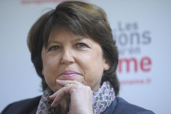 Martine Aubry l'emporterait haut la main aux municipales 2014 selon un sondage BVA publié par Le Parisien