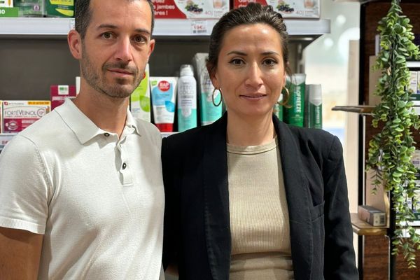 Titulaire avec son mari d'une officine dans le 5e arrondissement de Marseille, près de la Timone, la docteure ne s'attendait pas à un tel succès.