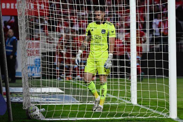 Gaëtan Poussin, le gardien des Girondins de Bordeaux, n'a pas respecté la stricte interdiction imposée aux joueurs professionnels d'effectuer des paris sportifs