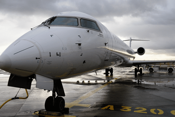 Bombardier CRJ1000 BritAir Aéroport de Strasbourg-Entzheim (LFST SXB)