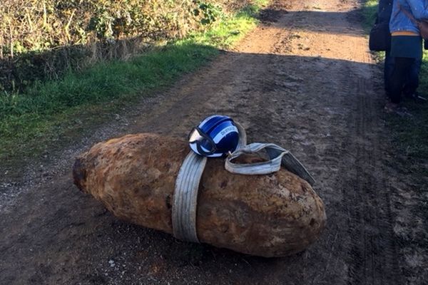 Exemple d'une bombe américaine de 500 kg.