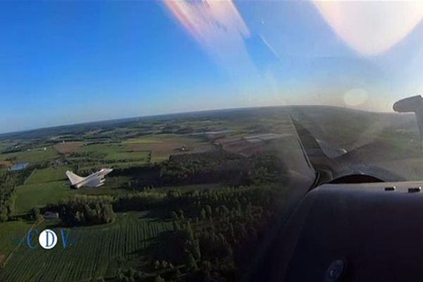 L'émission Carnets de vol est entièrement consacrée au Rafale, fer de lance de l’armée de l’air. 