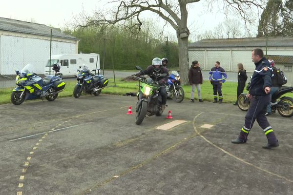 Une journée de prévention routière "Reprise de guidon" pour les motards débutants ou inexpérimentés dans le Calvados.