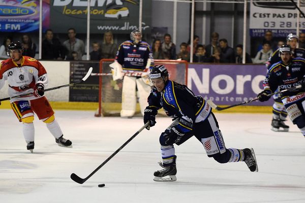 Un match de hockey à la patinoire de Dunkerque. 