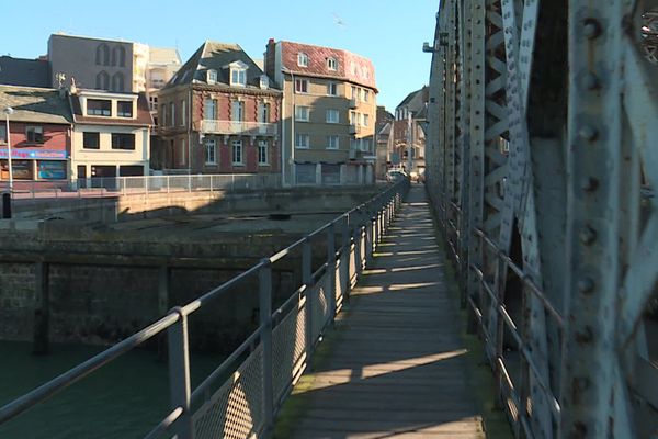 Dieppe : le quartier du Pollet vu du pont Colbert 