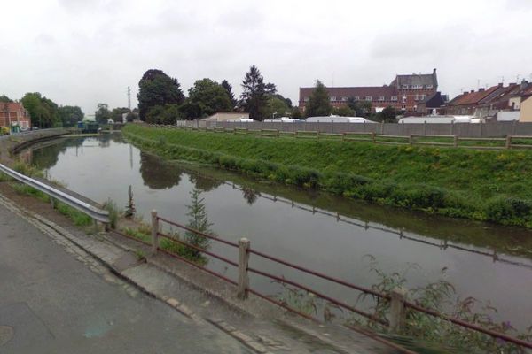 Le corps sans vie du septuagénaire a été découvert flottant dans le canal de la Scarpe.