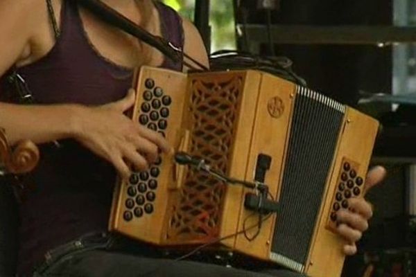 Accordéon, violon, cornemuse... tous les instruments de musique traditionnelle sont au rendez-vous !