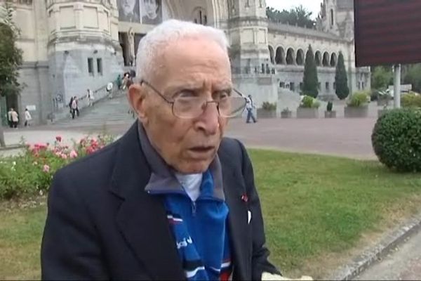 Alain Mimoun à Lisieux en octobre 2010