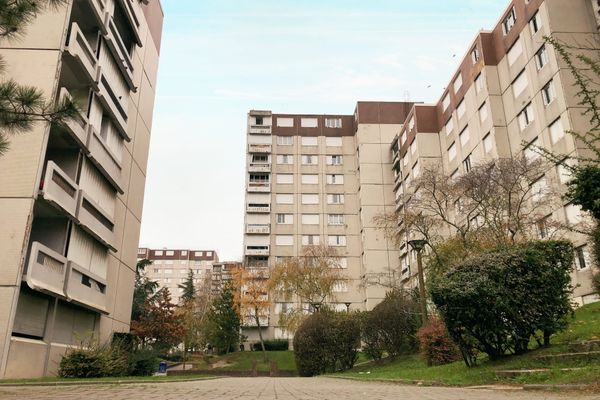 A 15 minutes du centre ville, Croix-Rouge accueille le plus gros quartier d'habitations de Reims.