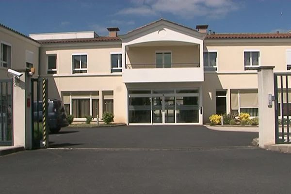 Les salariés de l'Ehpad de Sevret à Niort dénoncent de nombreux dysfonctionnements au sein de l'établissement.