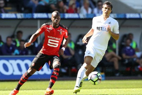 Yacouba Sylla lors d'un match amical à Swansea (Pays de Galles) le 6 août 2016