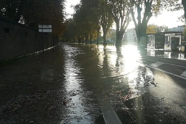 Le quai Menachem Taffel et 600m2 de sous-sols du NHC ont été inondés.