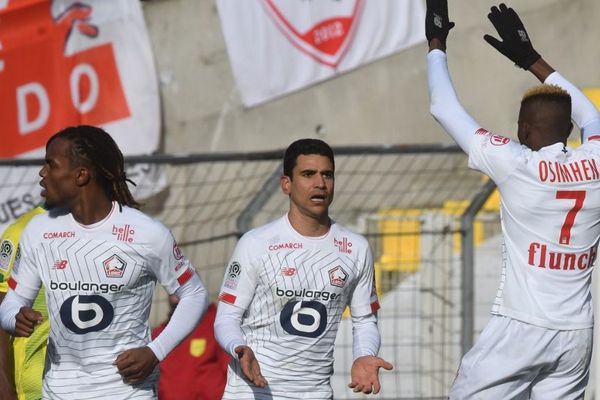 Benjamin André (au centre) buteur ce dimanche à Nantes.