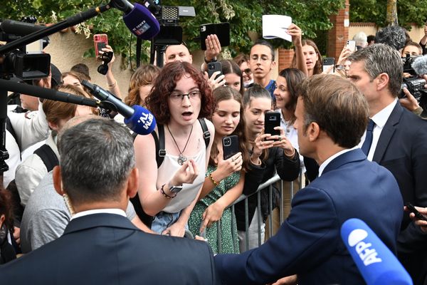 C'est à l'occasion du déplacement du Président à Gaillac, le jeudi 9 juin, qui Laura a pu interpeller Emmanuel Macron.