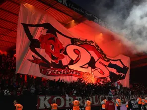 À Guingamp, comme dans de nombreux clubs de Ligue 2, les supporters voient rouge depuis que BeIN Sports a annoncé diffuser le multiplex de leurs matchs le vendredi soir.