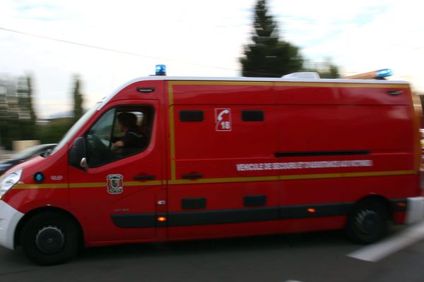 Trois personnes ont été blessées dans un accident de la route sur l'A712, au niveau de Lempdes, dans le Puy-de-Dôme.