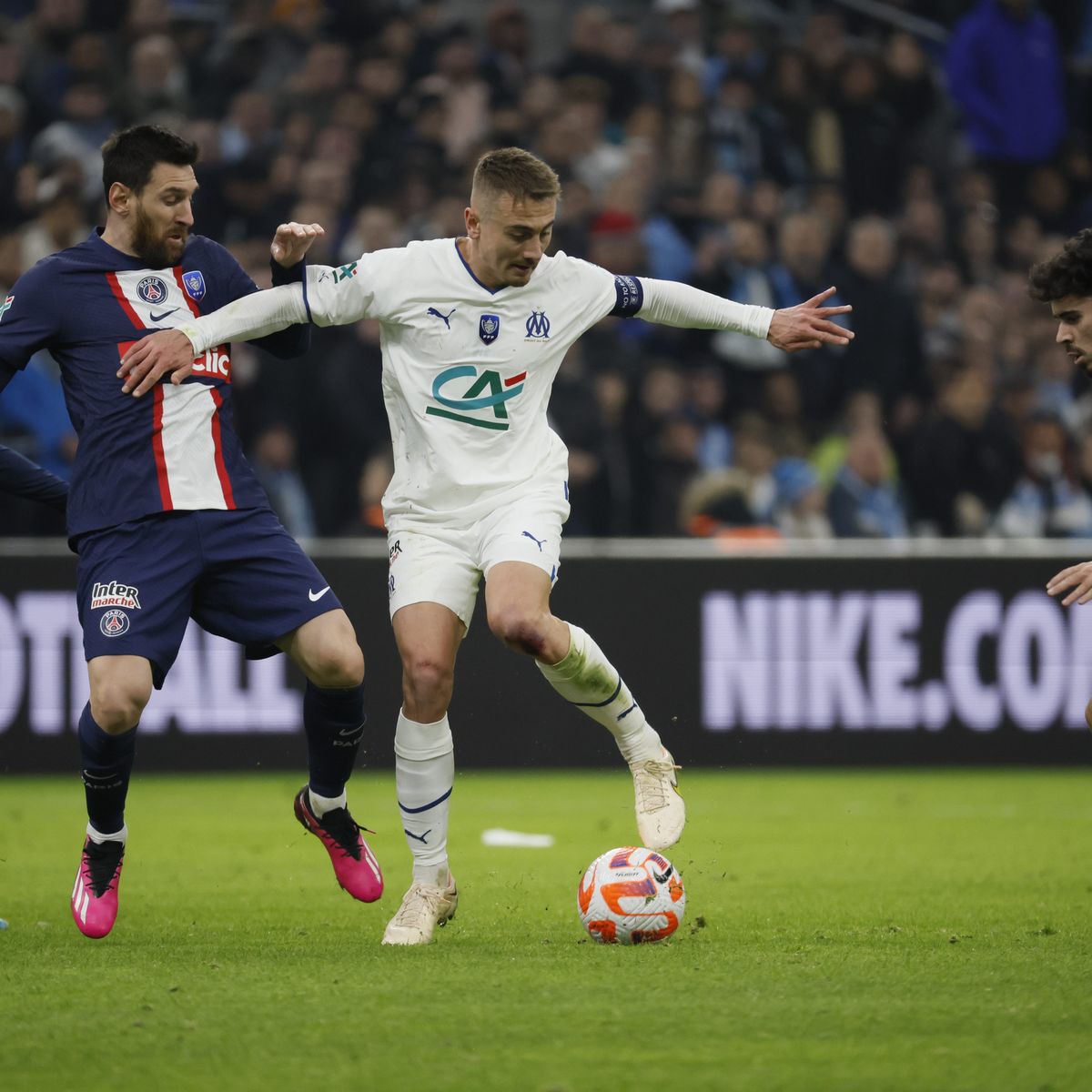 Coupe de France : l'OM s'offre le PSG, Lyon s'envole en quarts de