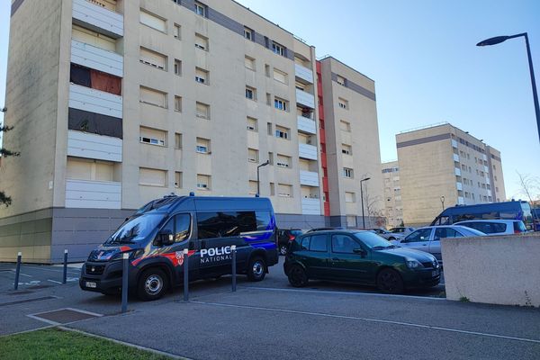 Le quartier de Fontbarlettes (Valence) investi par la police (illustration)