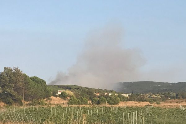 Un incendie important s'est déclaré sur la commune de Bizanet, dans l'Aude - 7 septembre 2017