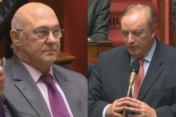 Michel Sapin et Marc-Philippe Daubresse, ce mardi à l'Assemblée Nationale. 