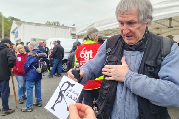 Les anciens salariés, de la SAM à Viviez, se sont donnés rendez-vous un an après la fermeture de leur usine.