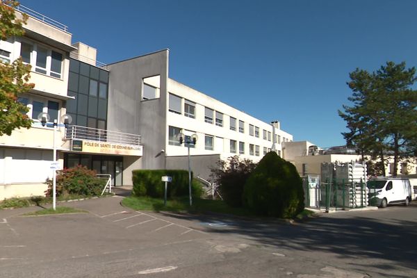 L'ancien hôpital de Cosne-sur-Loire, fermé depuis deux ans.